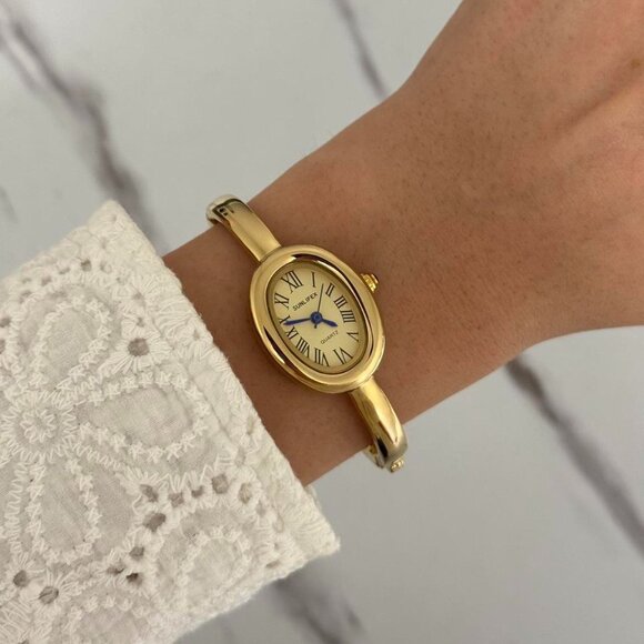 American Vintage Accessories - SKU:0249 Retro Gold Women Watch Bracelet Vintage vibe Stainless steel+ gift bag